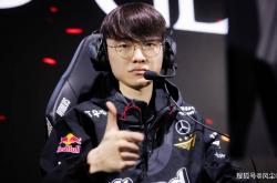 LOL传奇中单官宣退役！连续8年进世界赛，巅峰期把IG打到解散